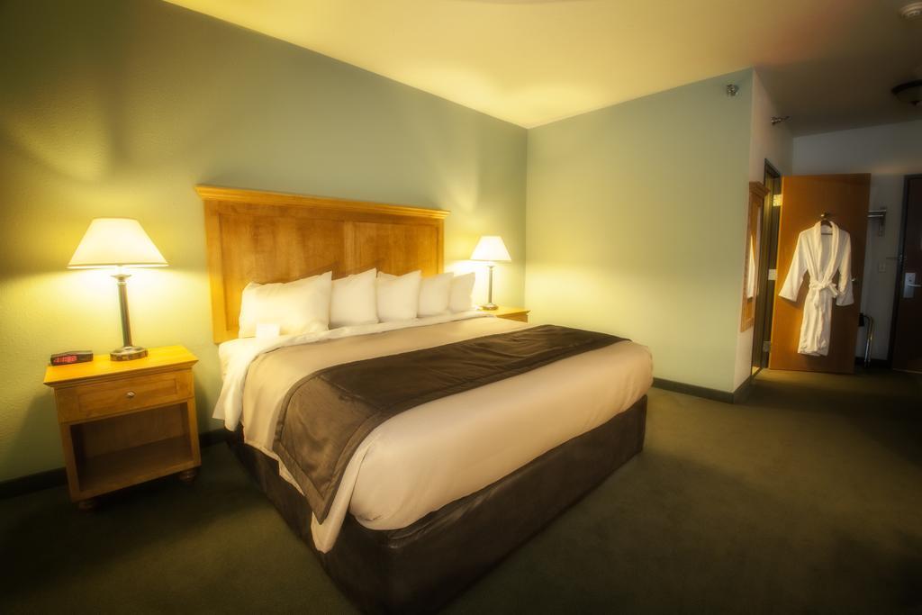 Junction Inn Suites & Conference Center Babbitt Bilik gambar